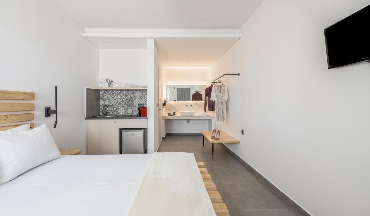 Annarita Apartment Adamantas  Luaran gambar