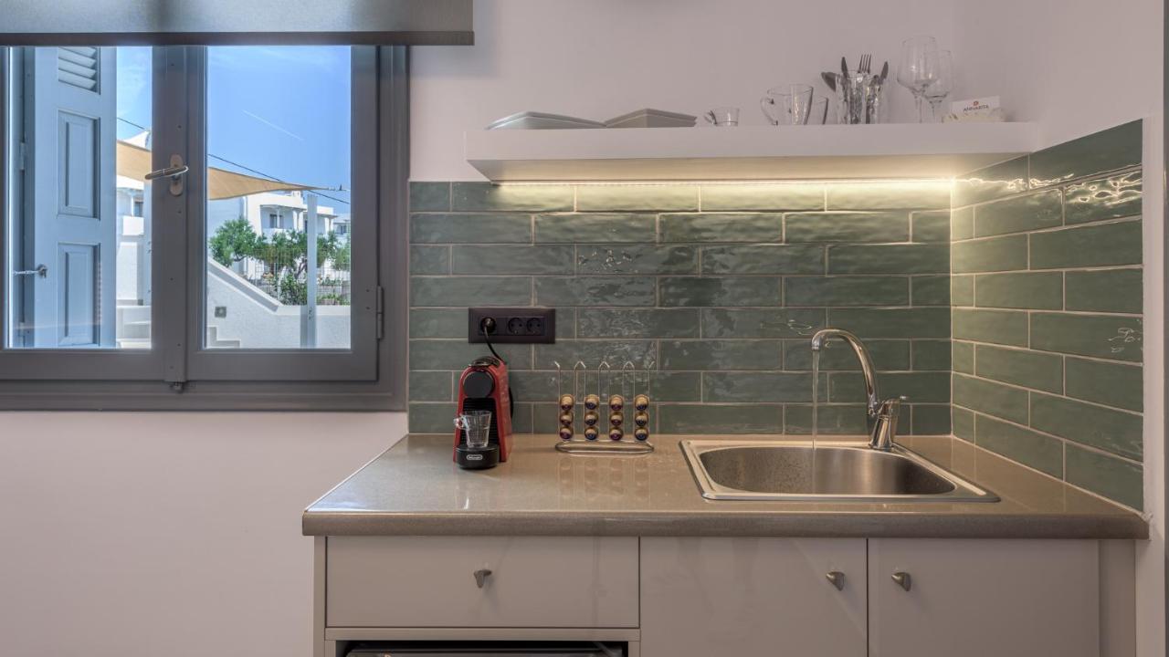 Annarita Apartment Adamantas  Luaran gambar