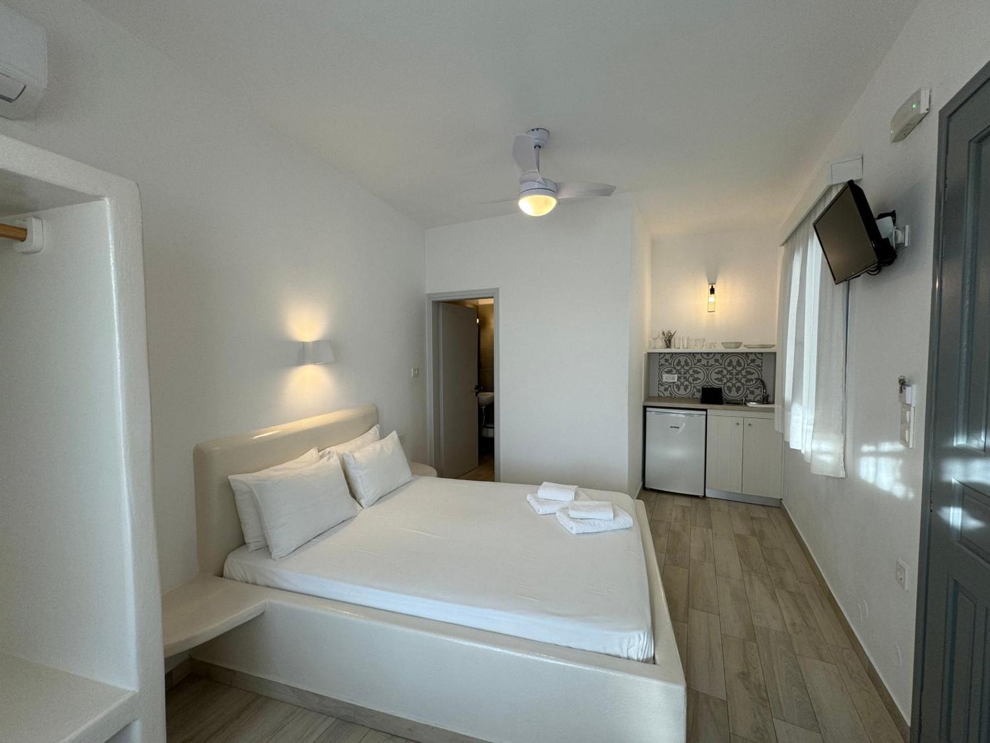 Annarita Apartment Adamantas  Bilik gambar