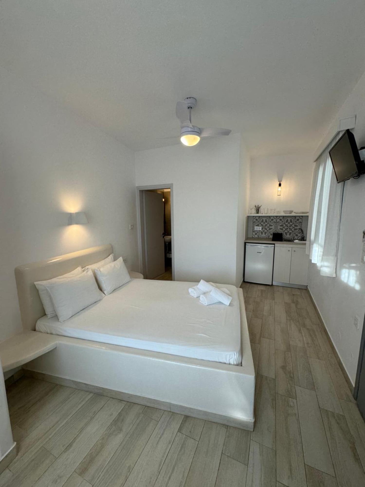 Annarita Apartment Adamantas  Bilik gambar